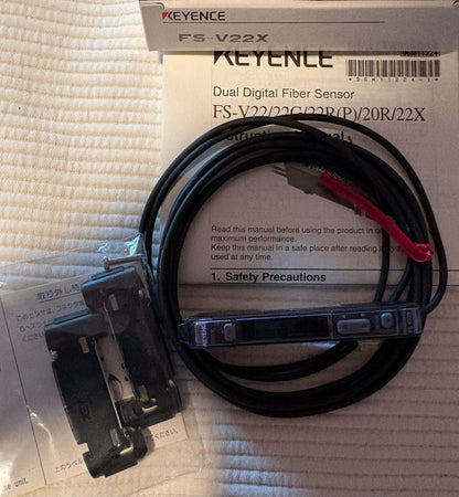 KEYENCE FS-V22X DUAL DIGITAL FIBER SENSOR
