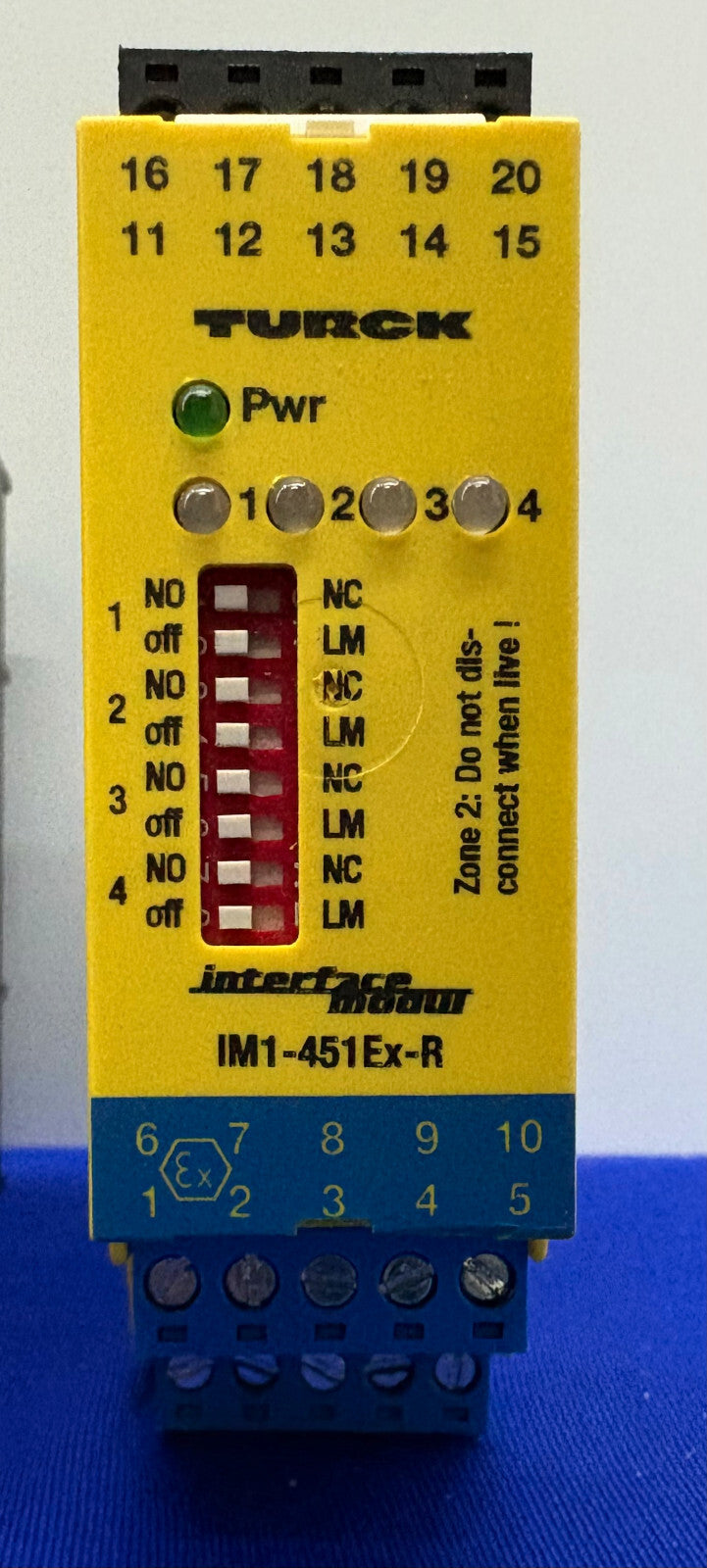 TURCK IM1-451Ex-R ISOLERENDE SCHAKELVERSTERKER 4-KANAALS LED-INDICATOR - 1 LOT HOEVEELHEID 2 