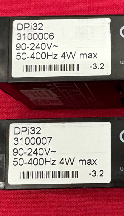 OMEGA PANEL METER DPi32 90-240V 4 DIGIT TEMPERATURE/PROCESS -QTY 2 -PARTS/REPAIR