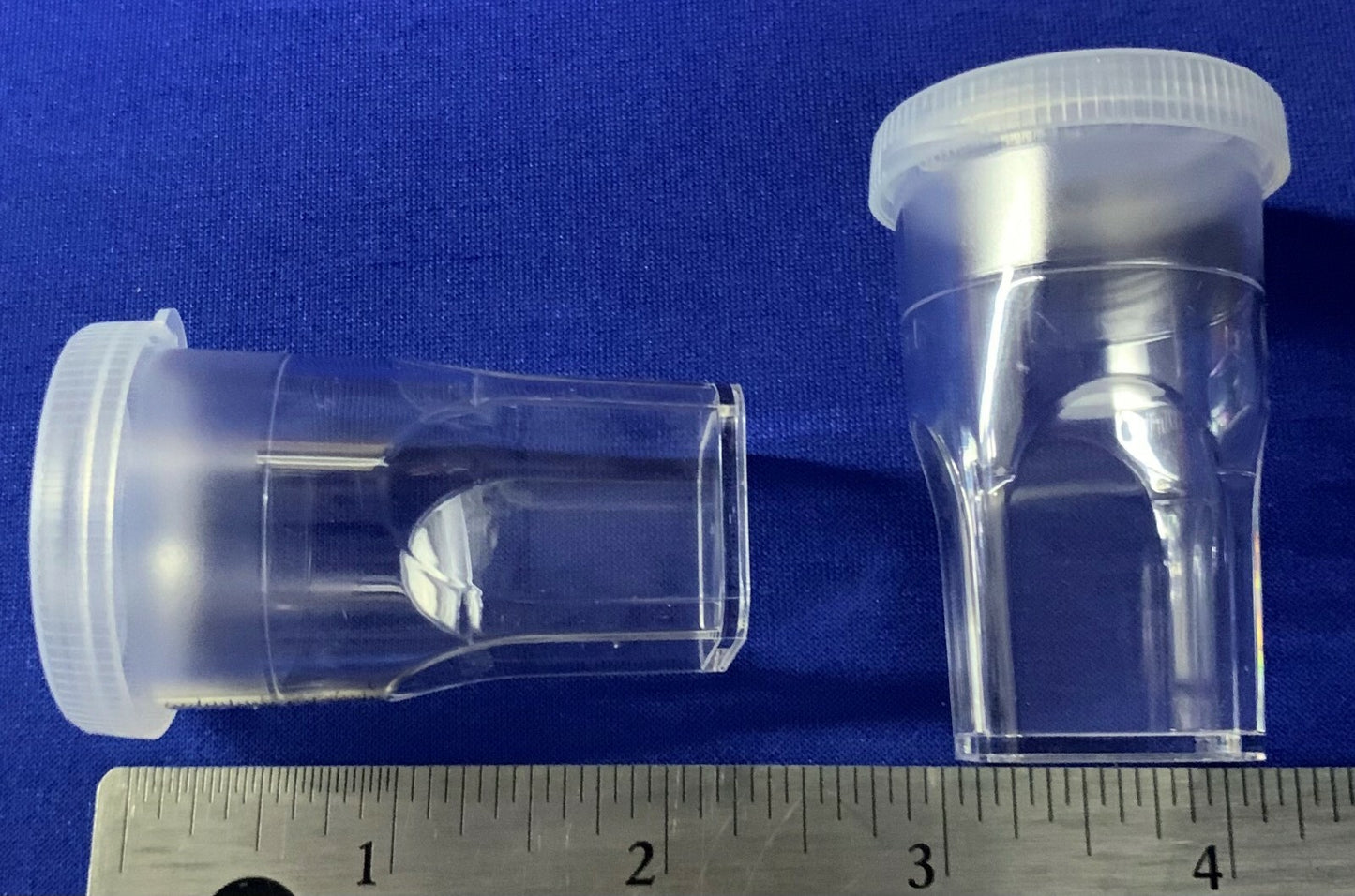 Flacons jetables VWR 14310-684 (transparents) avec bouchons à pression (naturels) 