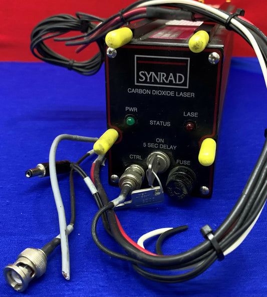 Synrad H 48-1-28W 4670 Laser 30VAC PIEZAS O REPARACIÓN