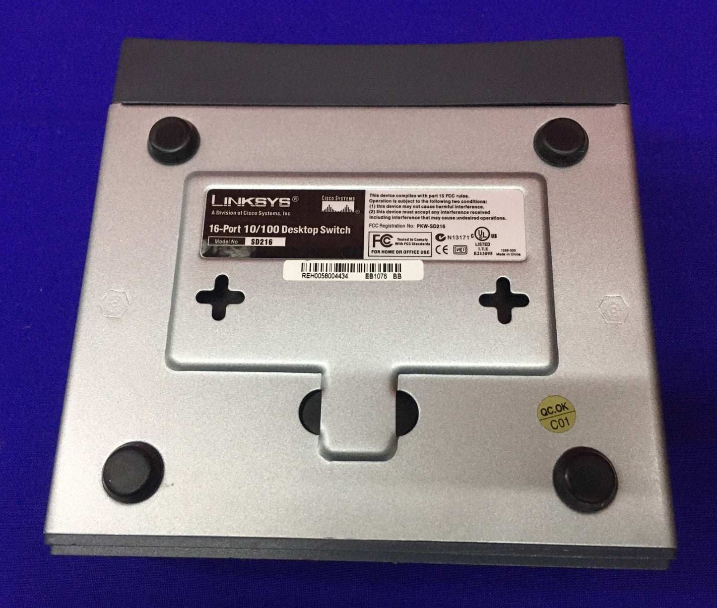 LINKSYS / CISCO SD216 16 PORT DESKTOP SWITCH