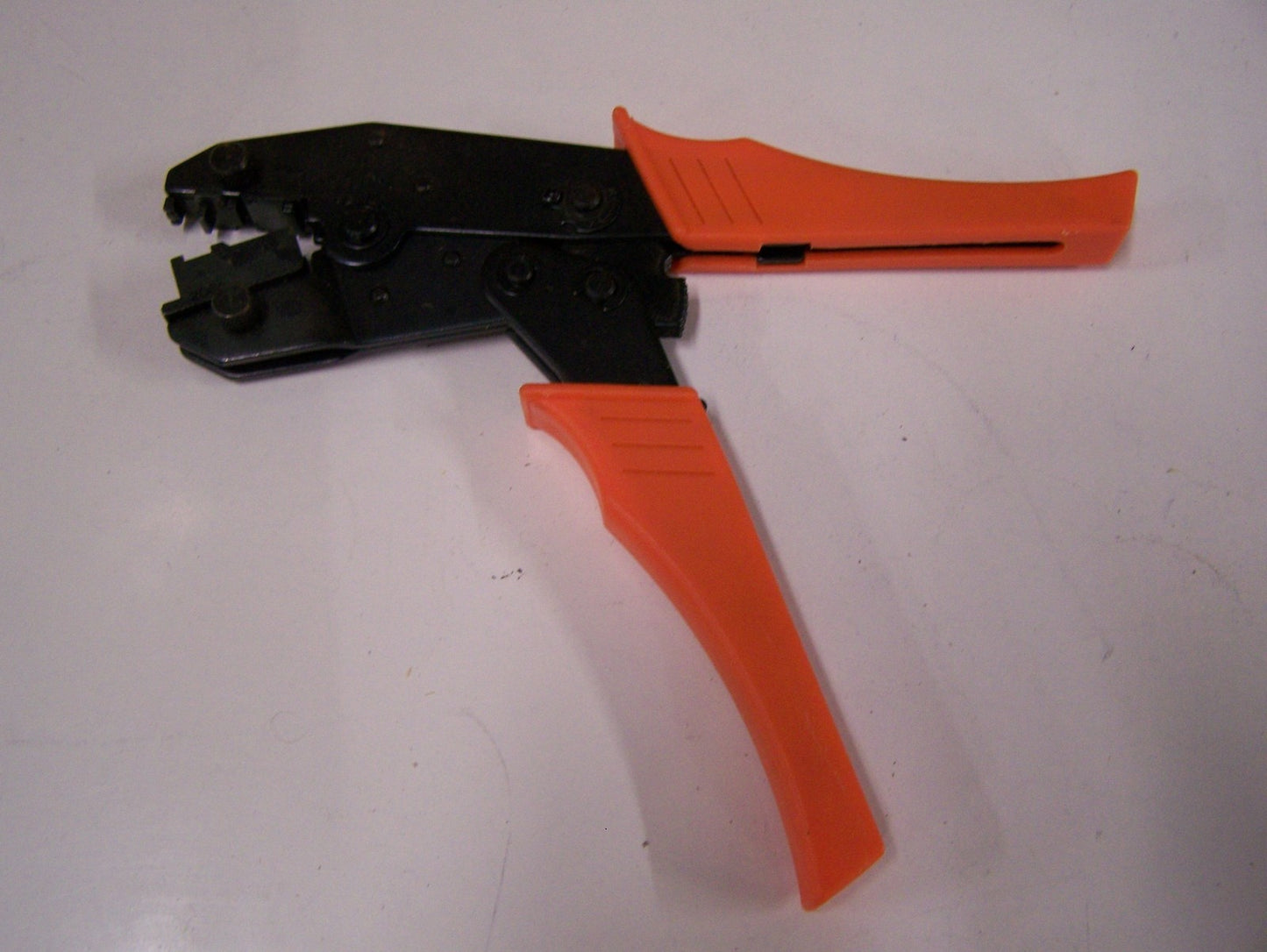 J45 NETWERK EN CAT 5 DRAAD TERMINAL CRIMPER, BEK # 2064 FABRIKANT ONBEKEND