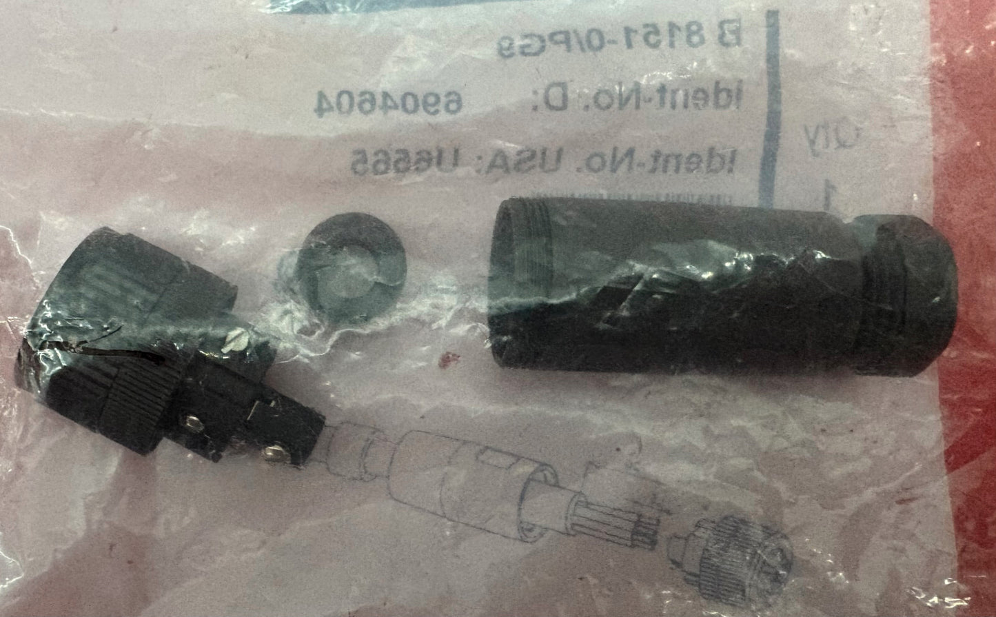 TURCK SENSOR CONNECTOR B 8151-0/PG9 / 6904604 / U6565 - QTY 2