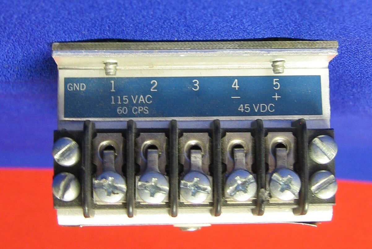 DREXELBROOK; CHASSIS MODEL 401-13-31; CHASSIS METAAL GESLOTEN CHASSIS