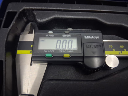 Mitutoyo 500-196-30 CD-6" ASX Digimatic Digital Caliper 6 inch With Case