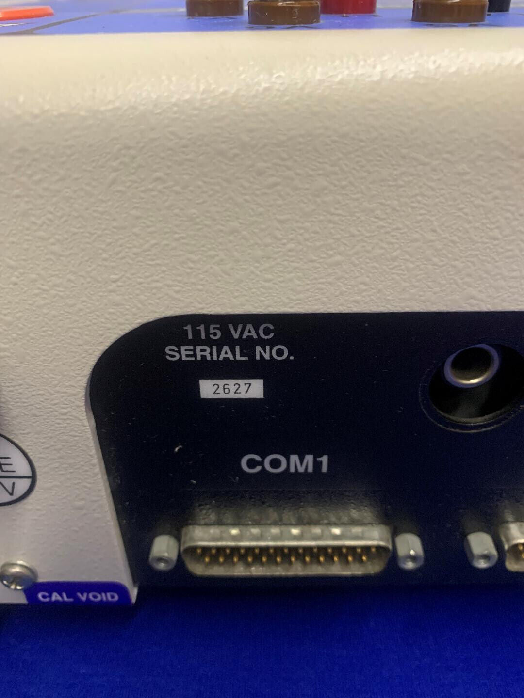 DNI NEVADA MEDTESTER 5000, ÉCRAN AVANT CASSÉ TESTÉ POUR LA MISE SOUS TENSION UNIQUEMENT