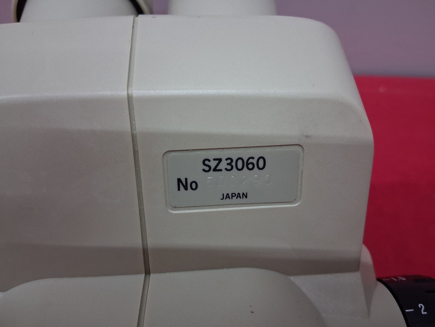 OLYMPUS SZ3060 9-40 X STEREO ZOOM MICROSCOPE HEAD WITH 10X EYEPIECES