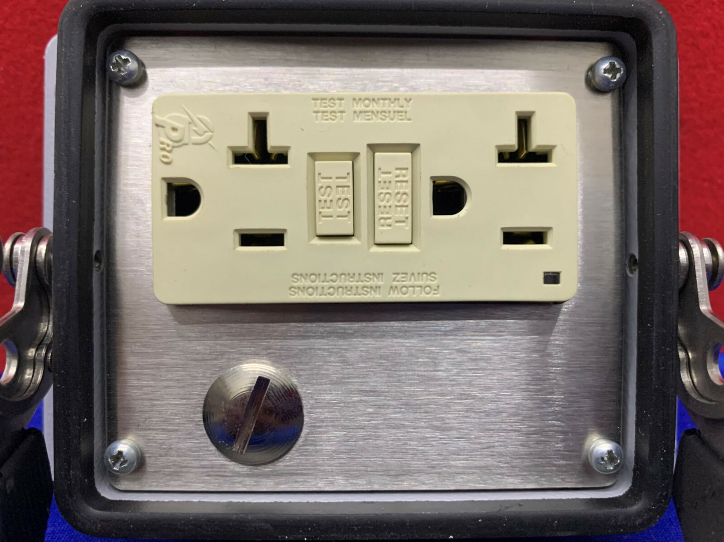 MENCOM 20AMP ​​GFCI Panel-Schnittstellenanschluss GF20-NR-32 für Programmiergeräte