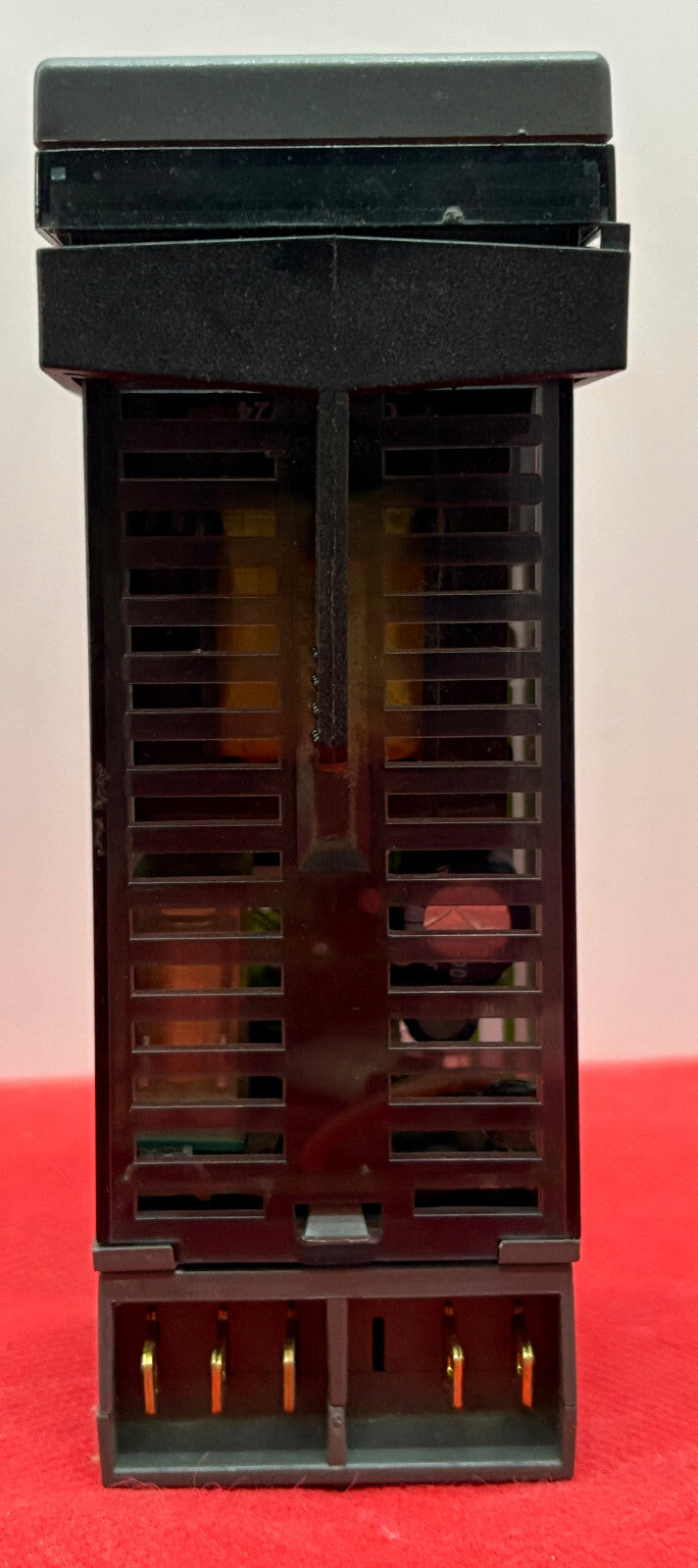 CAL CONTROLS  9900 / 992.11F TEMPERATURE CONTROLLER - FOR PARTS/REPAIR