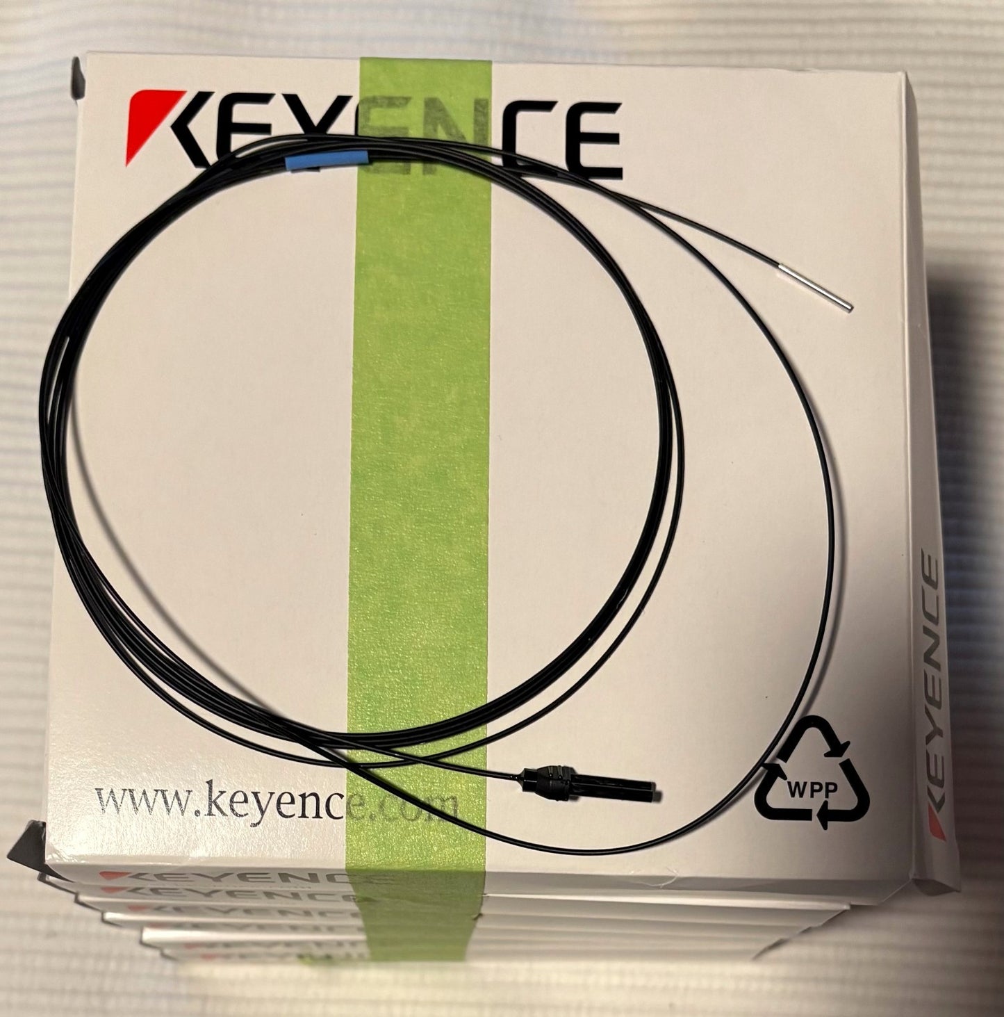 KEYENCE FU-49X (2000) DIFFUSE REFLECTIVE FIBER OPTIC SENSOR 1 METER CABLE -QTY 6