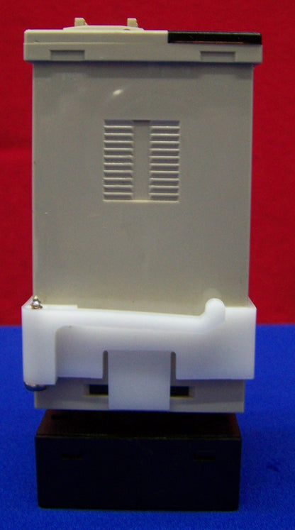 Minuterie Omron H5CN-XBN / H5CN 100 à 240 V CA 50/60 Hz