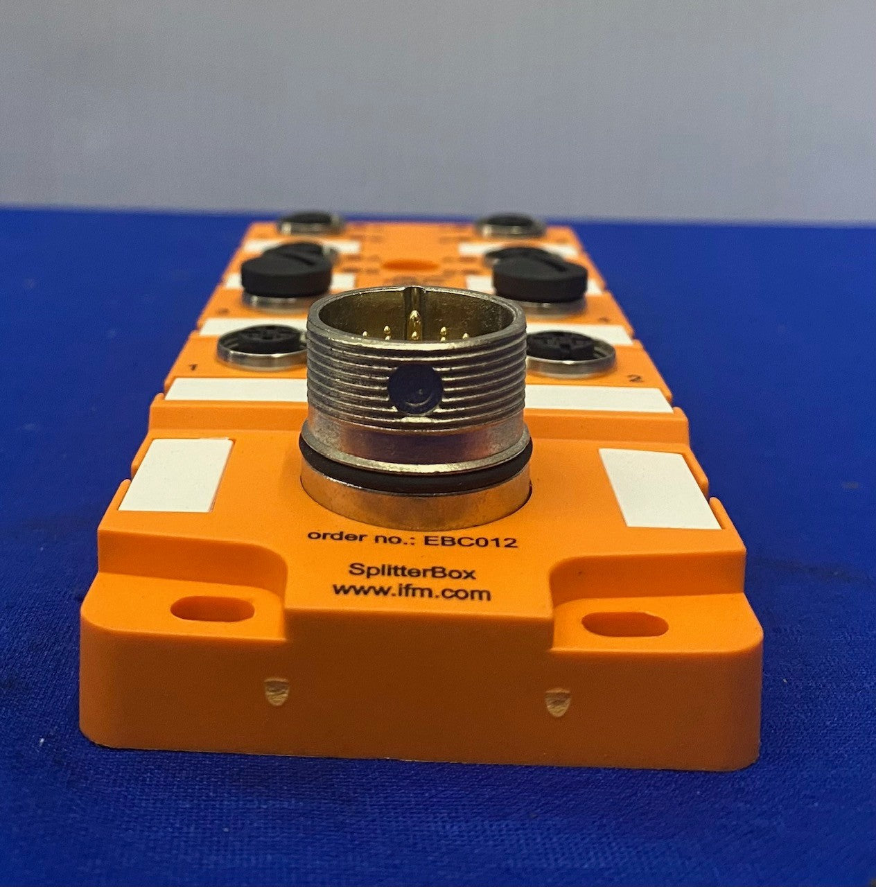 IFM EBC012 SPLITTER BOX/WIRING BLOCK M12 8 CONNECTOR OPENING