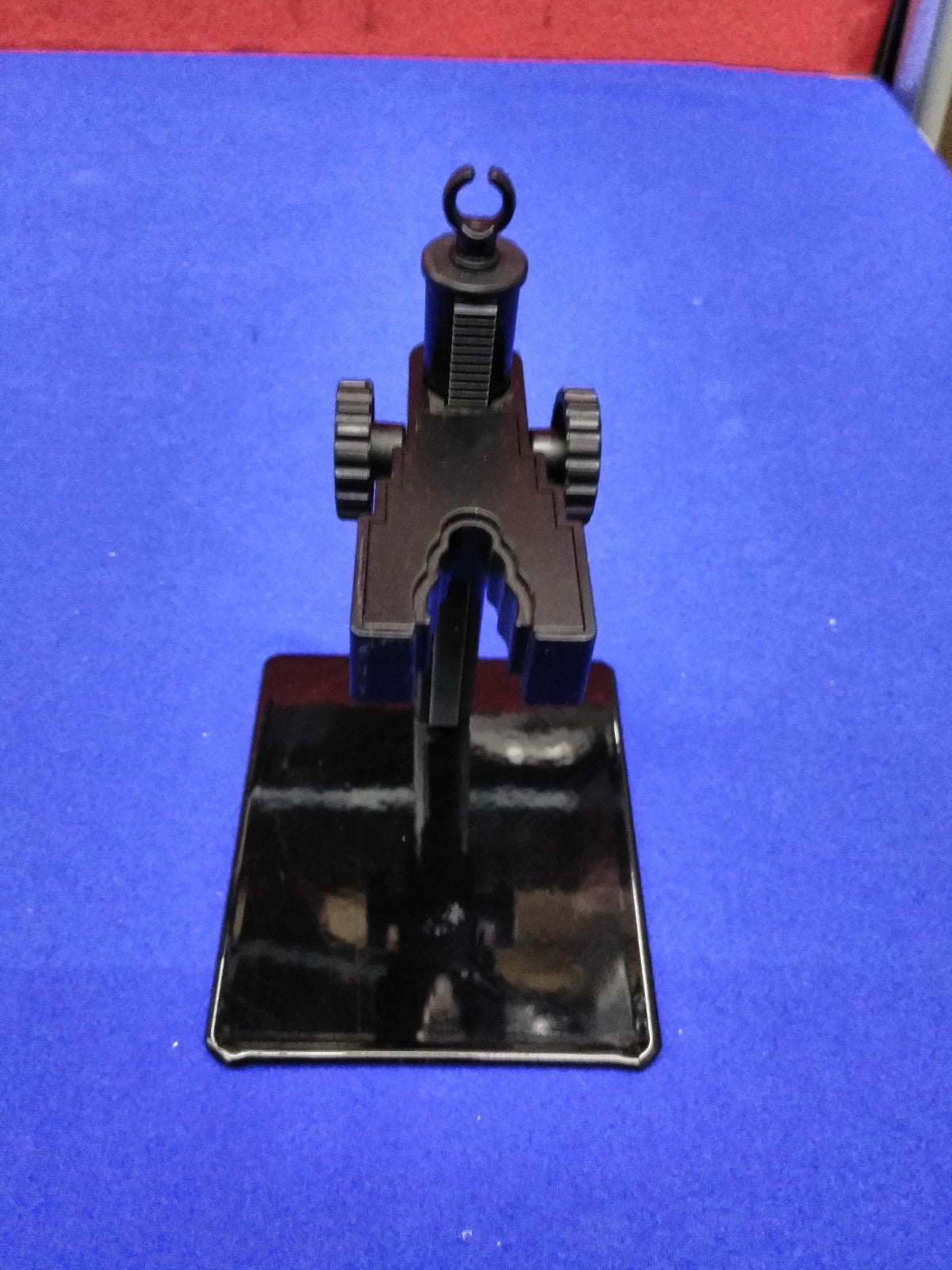 SUPEREYES MINI-VERSTELLBARER STÄNDER TE013 FÜR USB-DIGITALMIKROSKOPE.