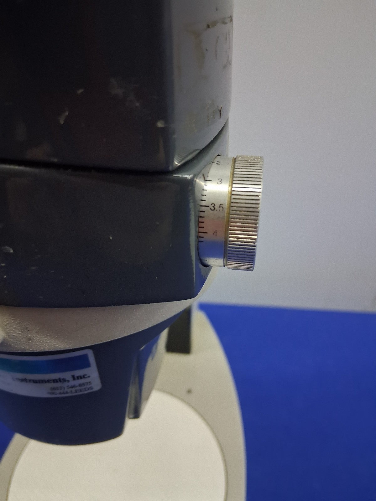 American Optical StereoStar Zoom 570 Vintage MICROSCOPE 0.7X To 4.2X & Stand