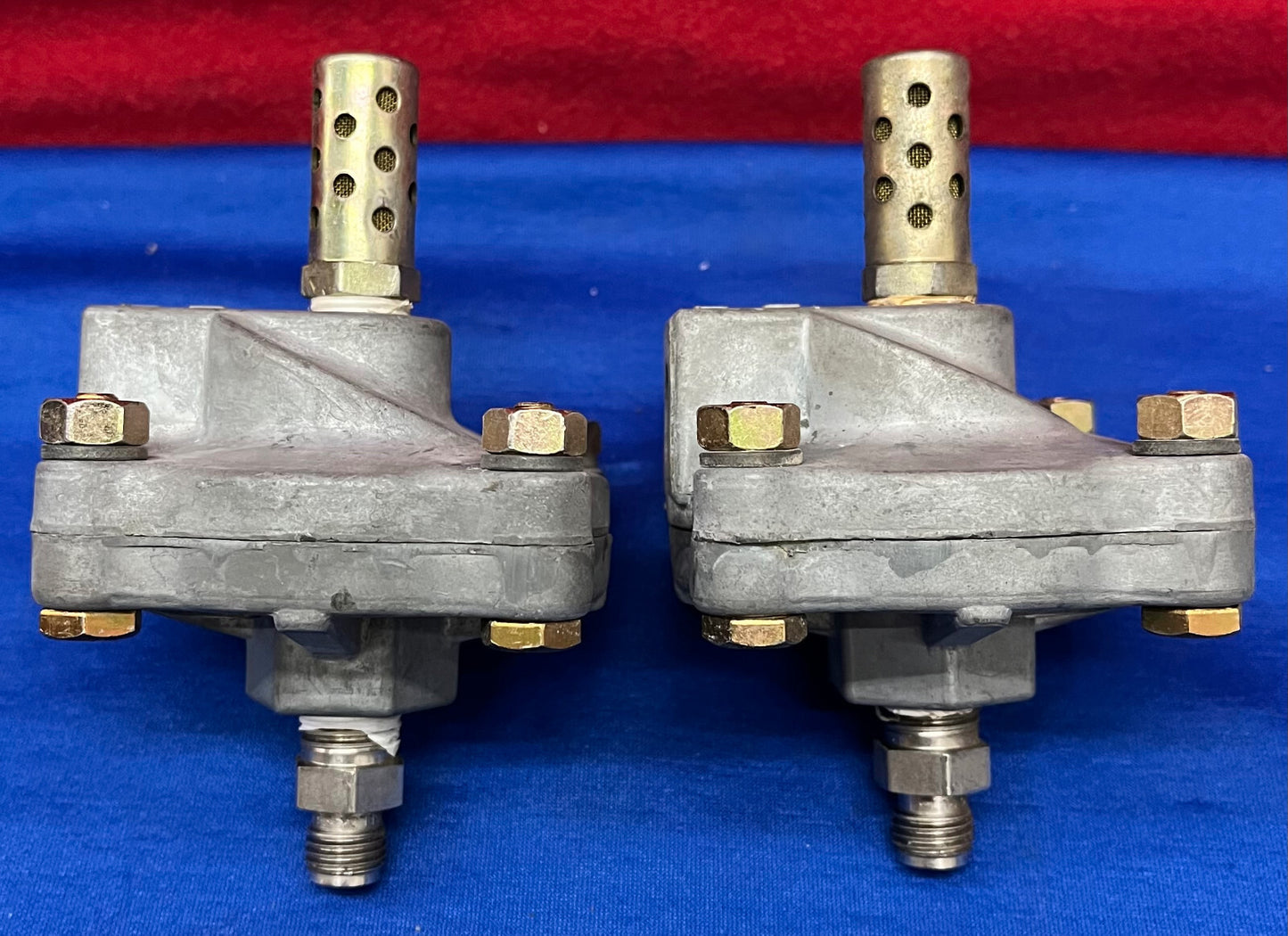 1 LOT QTE 2 - ASCO V0431 (AKA V043001) VANNE NAVETTE TUYAU 1/4"