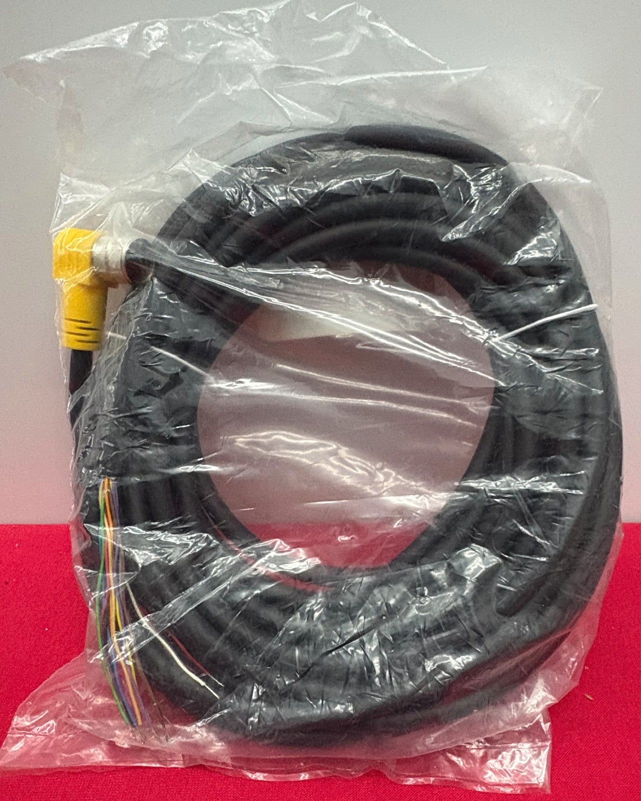TURCK BKWM 14-000-10/S101 ID# U-04943 FEMALE RIGHT ANGLE CONNECTOR CORDSET CABLE