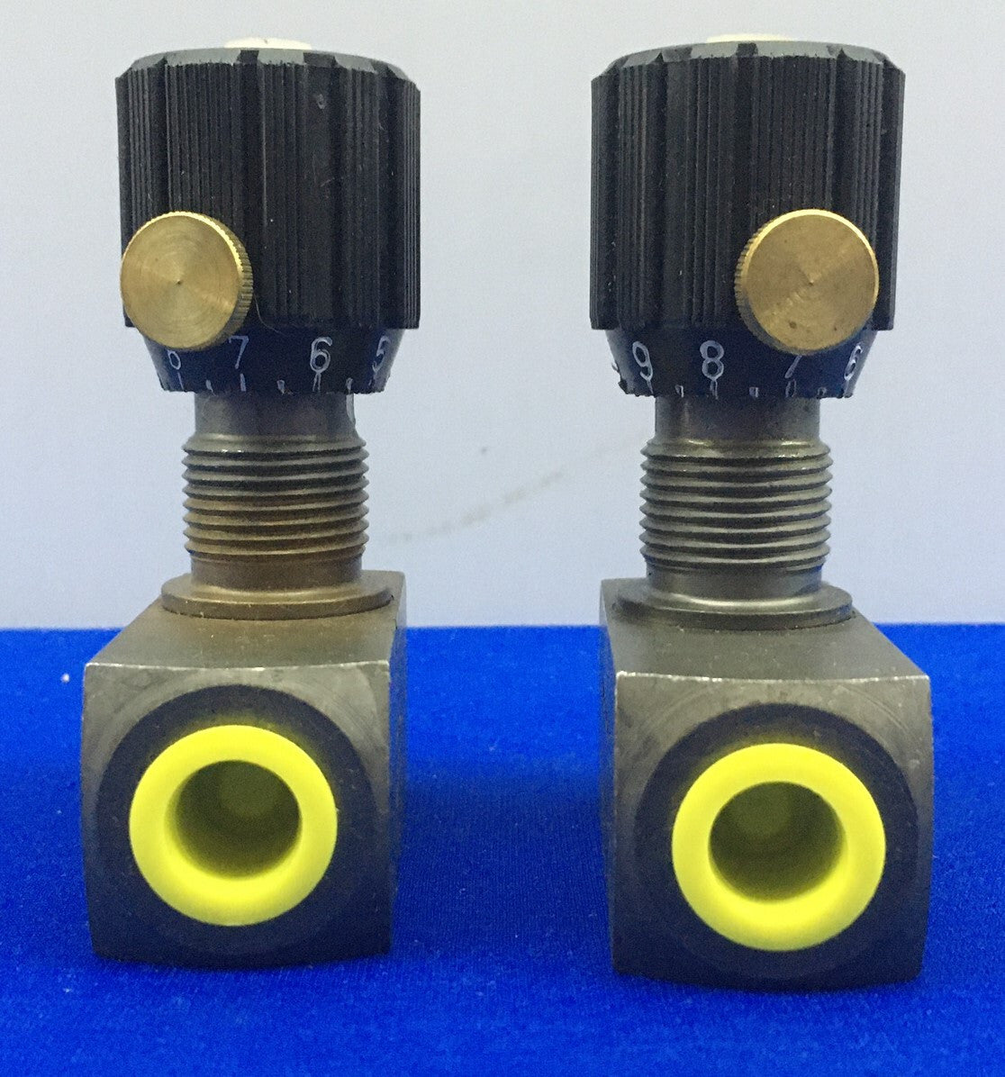 1 LOT QTE DE 2 - FLUTEC DRV-08-01.1/0 / DRV080110 VANNE DE RÉGULATION DE DÉBIT 1/4"