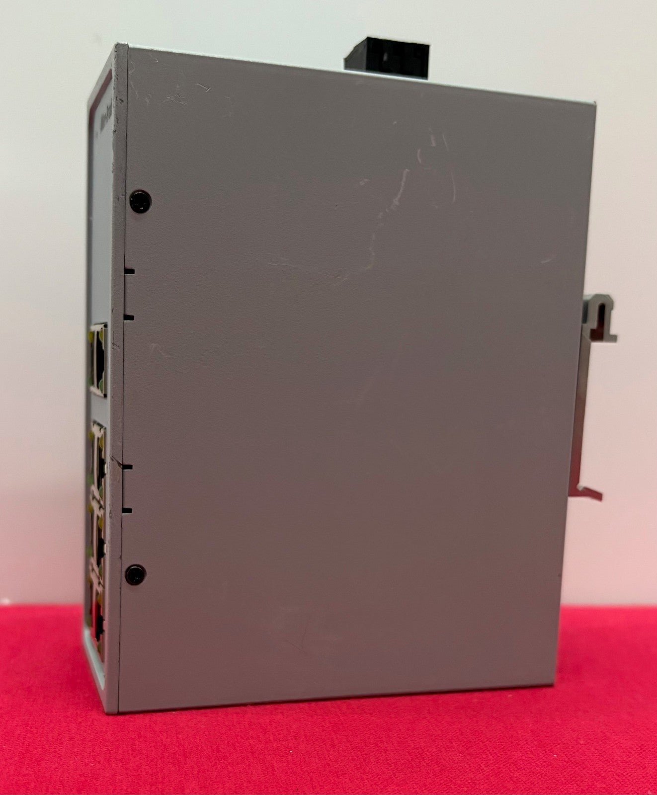 Allen Bradley AB STRATIX 2000™ 1783-US8T  8 PORT UNMANAGED ETHERNET SWITCH