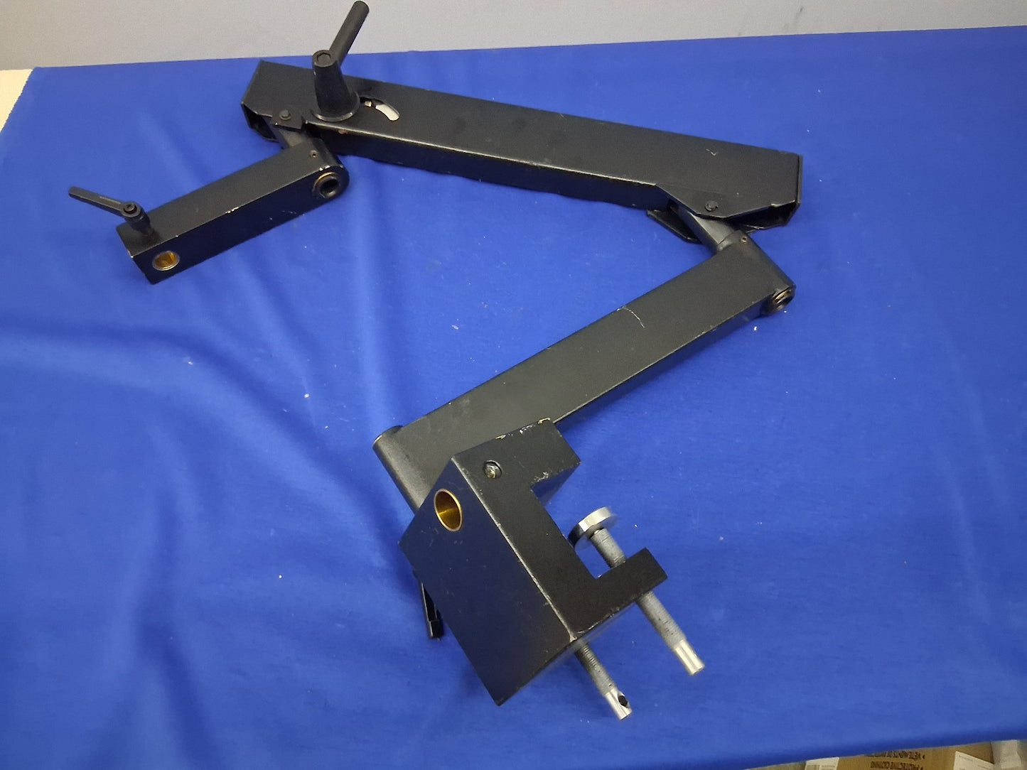 STEREO MICROSCOPE ARTICULATING ARM WITH STANDARD TABLE CLAMP MOUNT FLEX ARM