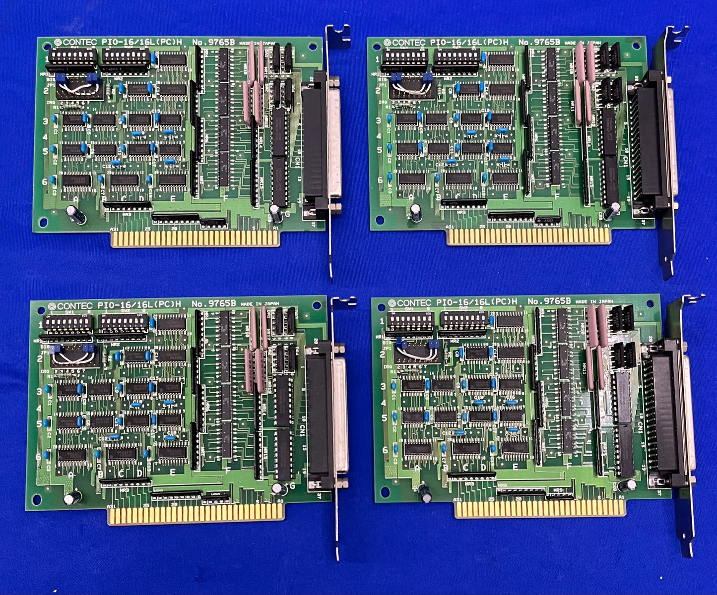 CONTEC PIO-16/16L (PC) H NR. 9765B GEÏSOLEERDE DIGITALE I/O-BORD - 1 LOT HOEVEELHEID 4 