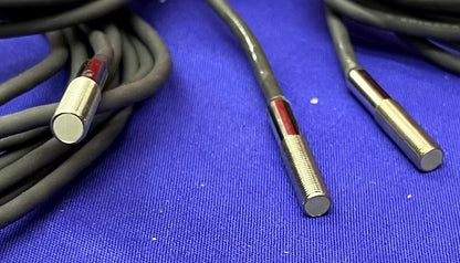 Lot van 3 Omron E2E-X1C1 naderingssensoren