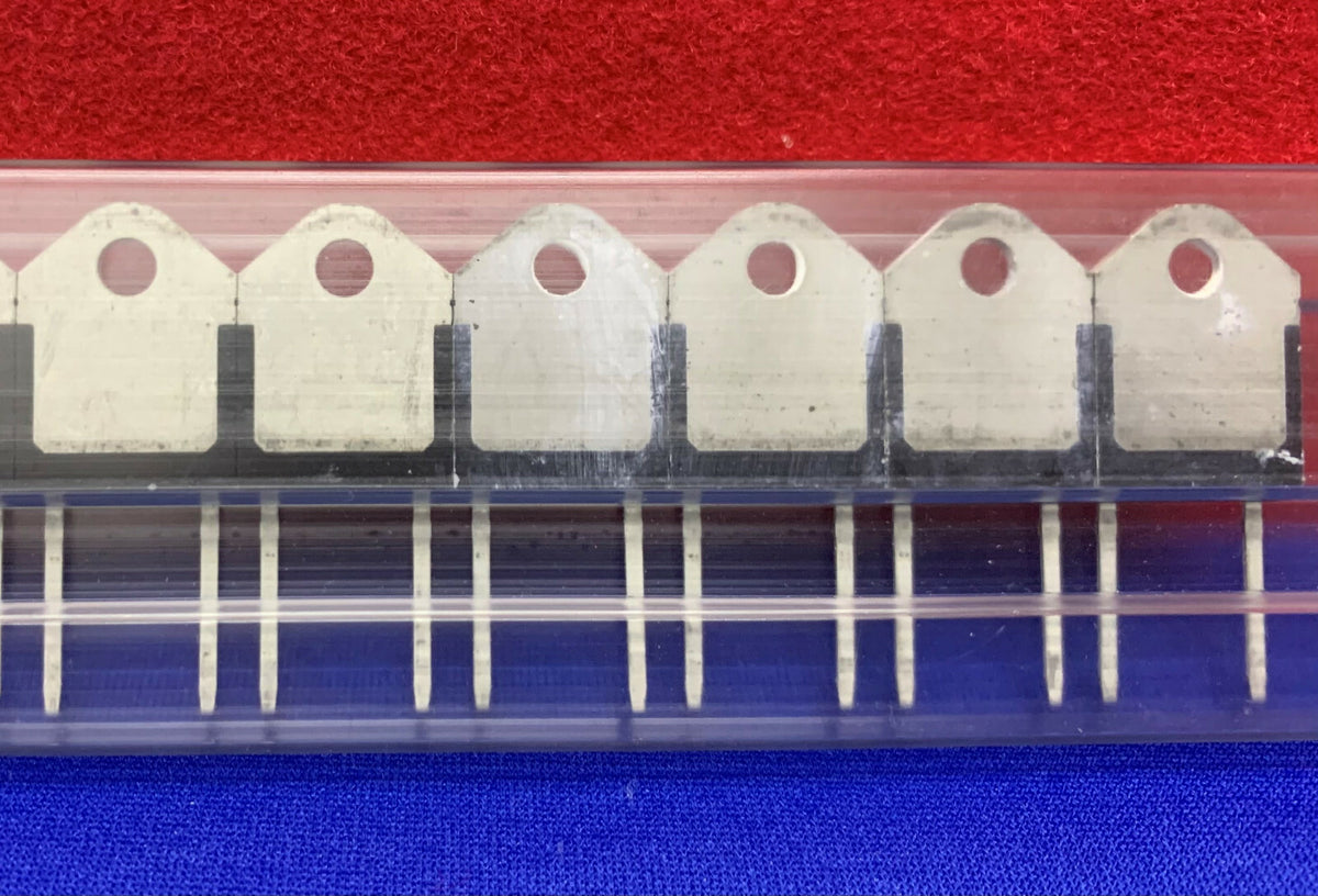 1 lot de 18 redresseurs STMicroelectronics 30 A 600 V