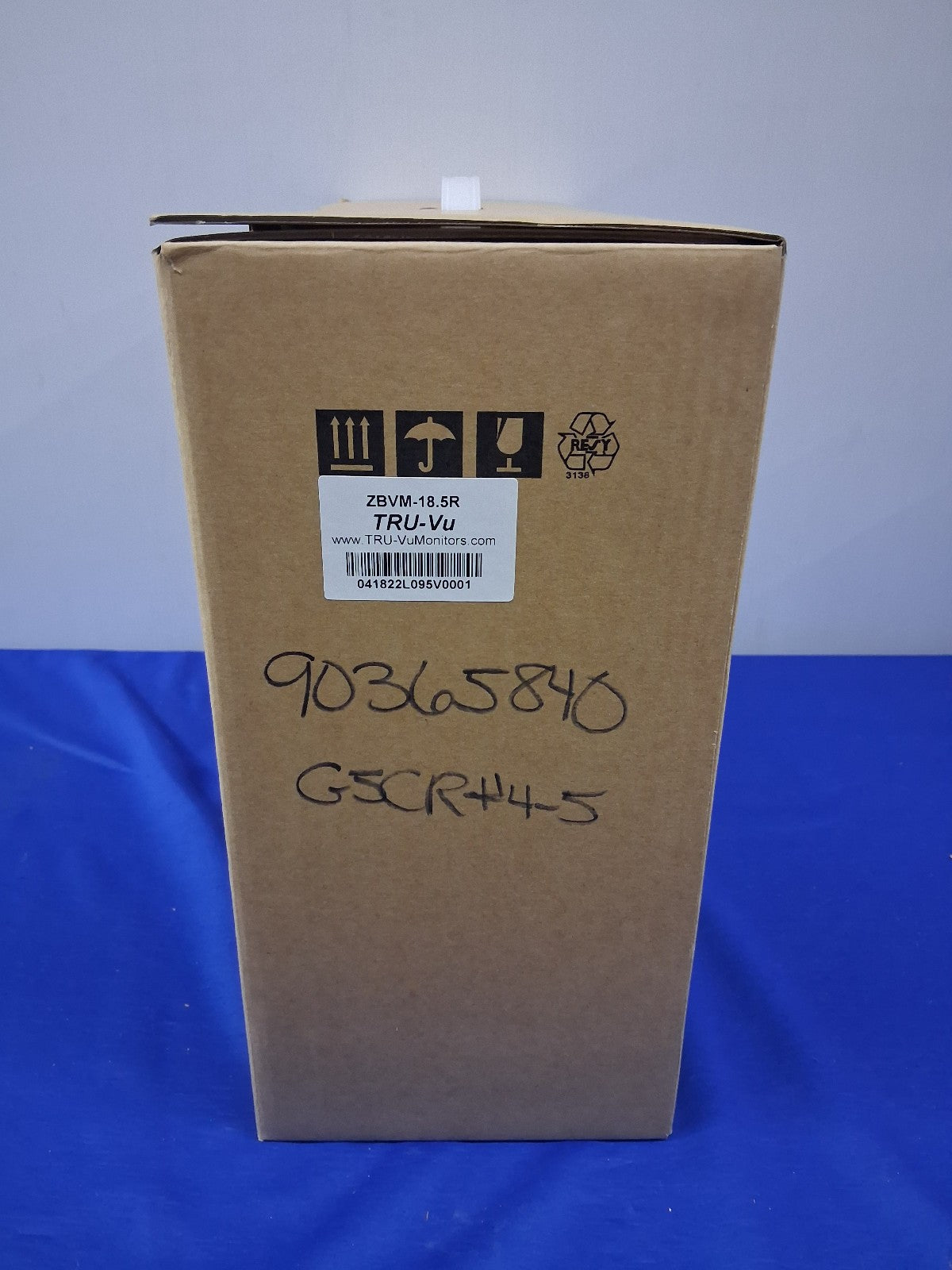 TRU-VU ZBVM-18.5R VT-185XTGA 18.5" TFT LCD COLOR MONITOR NEW OPEN BOX