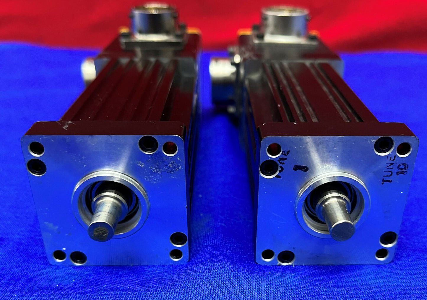 2er-Set bürstenloser Parker Compumotor-Servomotor SM162AE-NGSN