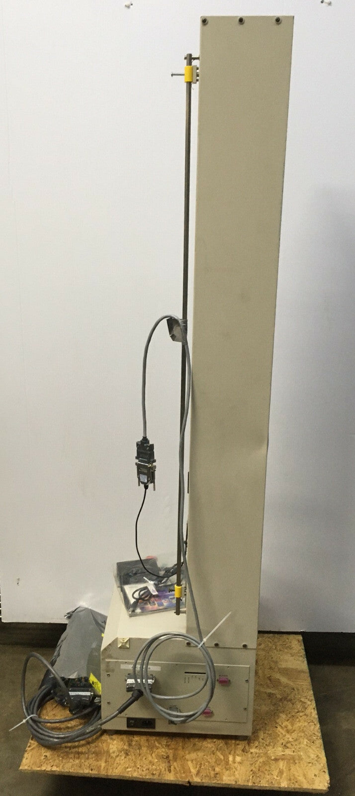 PIÈCES/RÉPARATION - MTS QTEST/1L BÂTI DE TEST QTEST 1L SYSTÈME DE TEST DE TIRAGE 110 VCA 8 A 