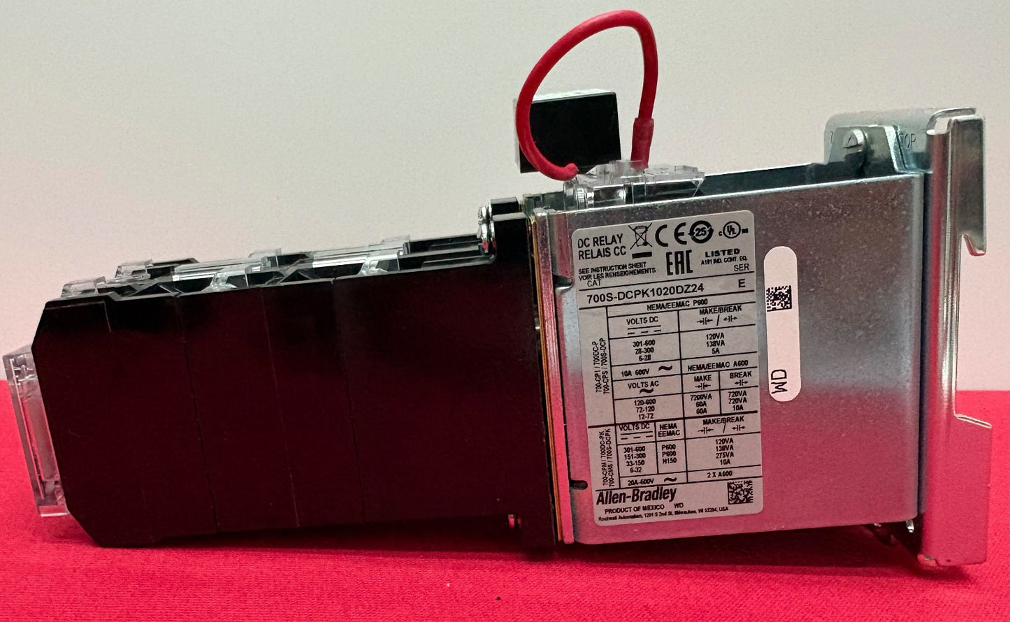 Allen Bradley AB 700S-DCPK1020DZ24 REV E / 700-N24 SER B DC RELAY