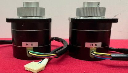 ORIENTAL MOTOR VEXTA® STEPPING MOTOR PH266-02 - 1 LOT QTY 2