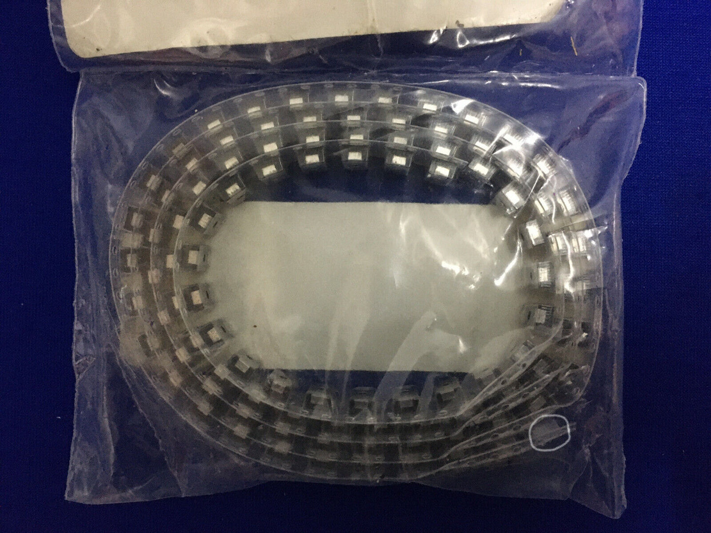 1 Rolle/Band mit 99 Stück – Digi-Key PCS1476CT-ND/ECS-T0JD476R Tantal-Kondensatoren