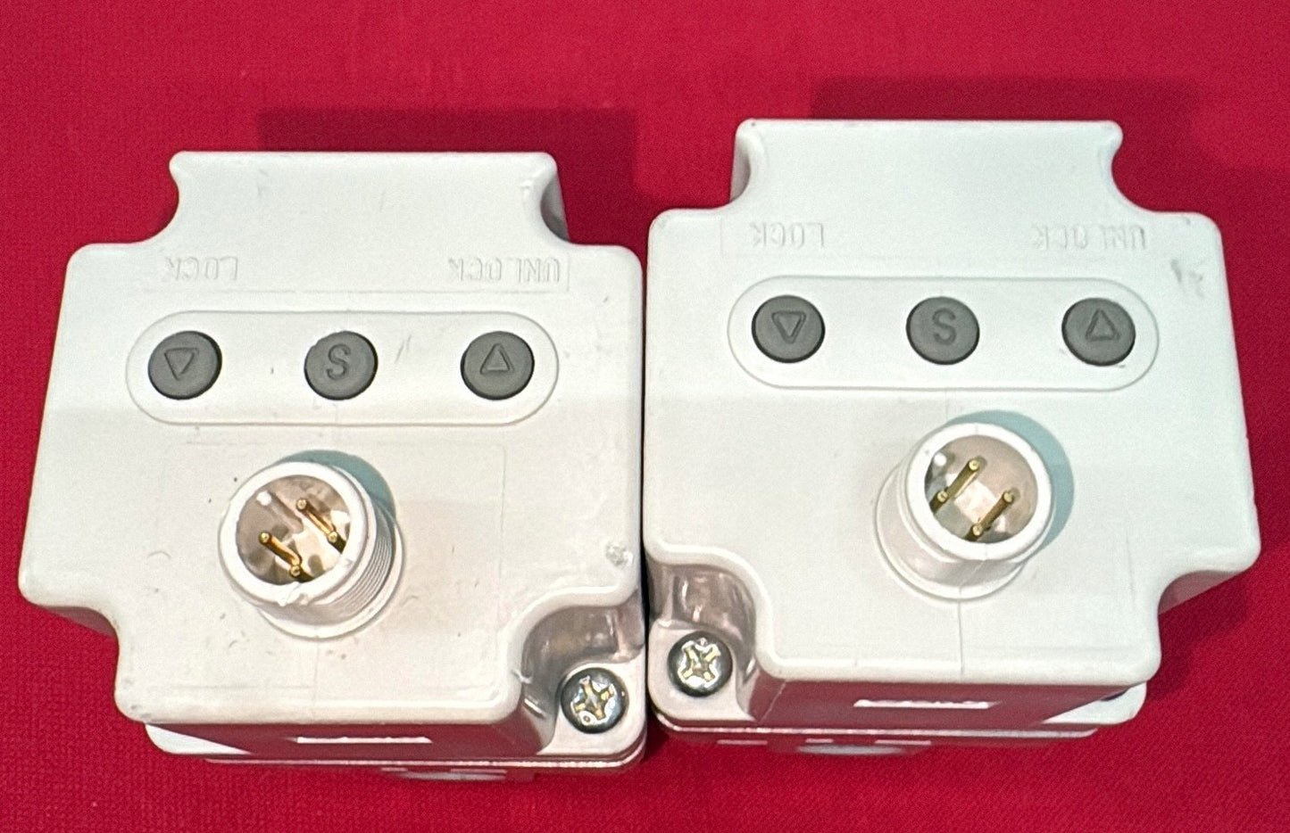 SMC ITV2050-40N2BS4 24VDC ELECTRO-PNEUMATIC REGULATOR - 1 LOT QTY 2