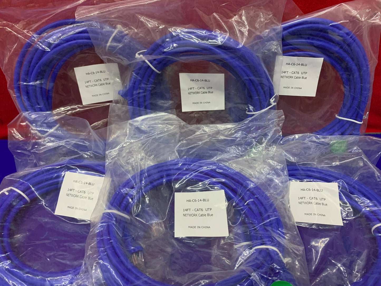 Lot de 20 câbles réseau bleus Cat52e/Cat6UTP - Voir l'annonce pour connaître les quantités et les modèles.