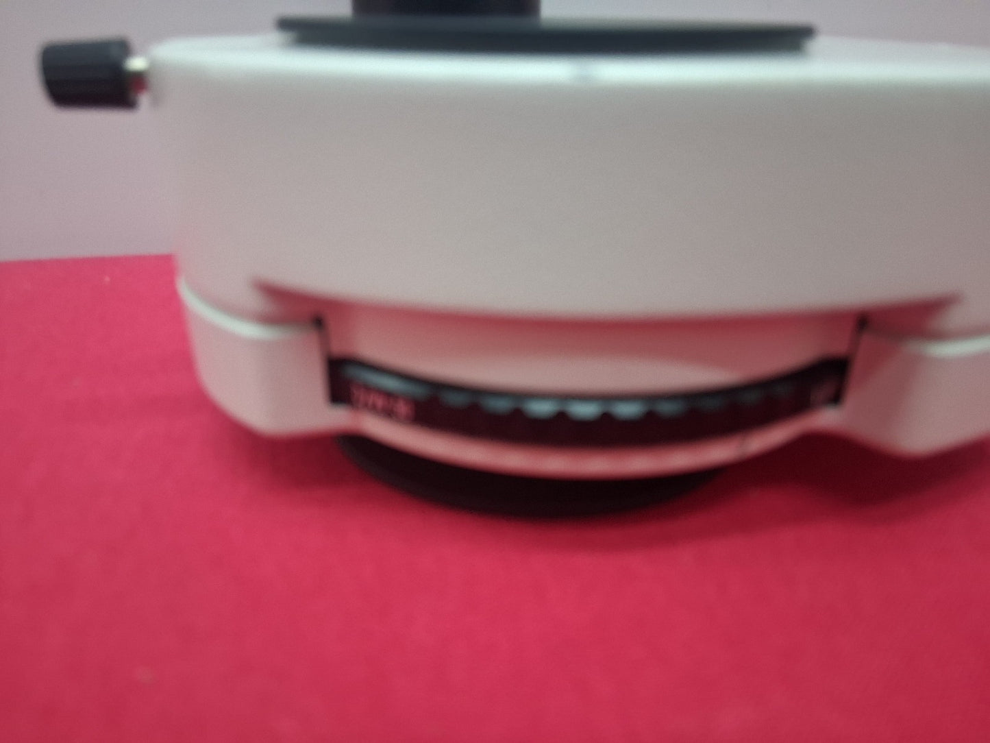Leica 10446309 Documentation Tube HD V, a switchable 3-position beam splitter
