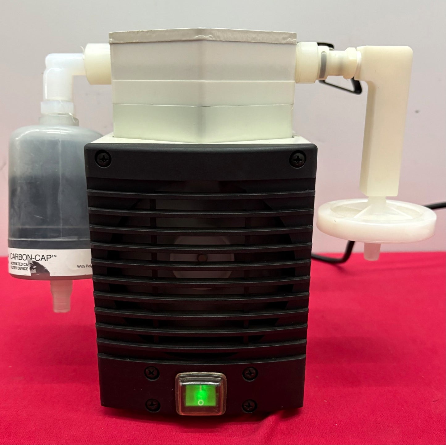 KNF LAB NEUBERGER LABOPORT® UN840 FTP VACUUM PUMP