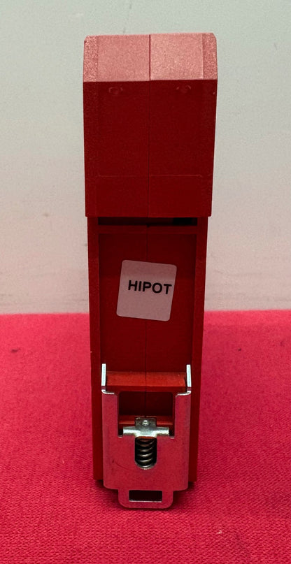 Allen Bradley AB GUARDMASTER MSR127TP 440R-N23132 SER C SAFETY RELAY