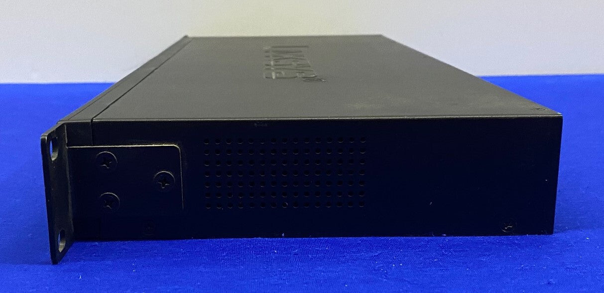 Commutateur Ethernet 10/100 24 ports Cisco Systems / Linksys® EF3124 Ver. 2
