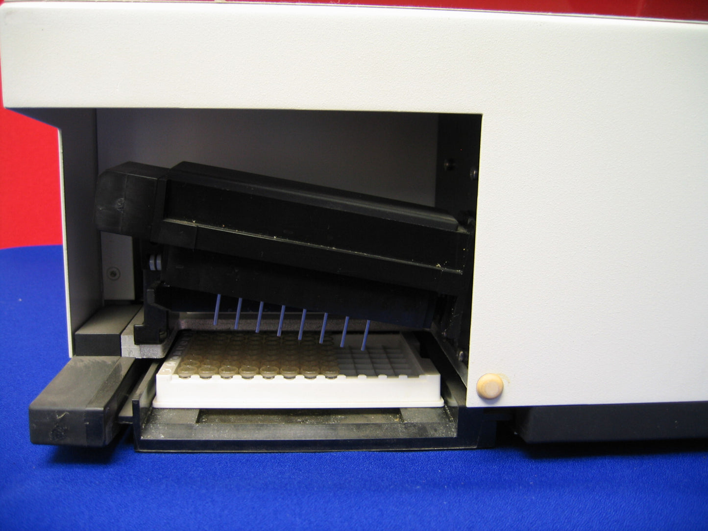 BIOTEK INSTRUMENTS ELP-40 SN E2412 MIKROPLATTEN-UNTERLEGSCHEIBENSTREIFEN