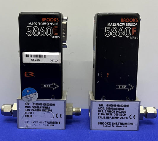 BROOKS INSTRUMENTS 5860E 5860EA154QEA ​​SENSORE DI FLUSSO DI MASSA - 1 LOTTO QTY 2