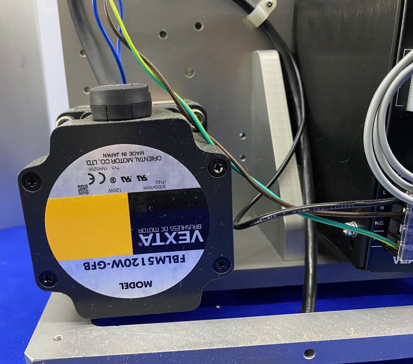 TIRE-FIL ÉLECTRIQUE PERSONNALISÉ DE PETIT FORMAT AVEC MOTEUR ORIENTAL VEXTA FBLM5120W-GFB - PIÈCES