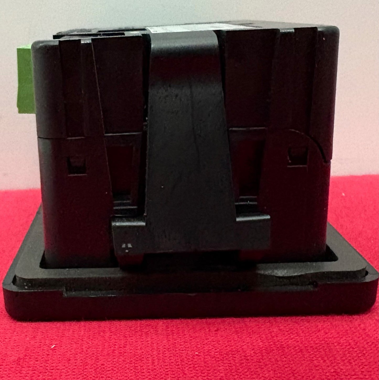 Allen Bradley AB PANELVIEW C300 CAT: 2711C-T3M SER. B REV B SS0ZY7LS 24VDC