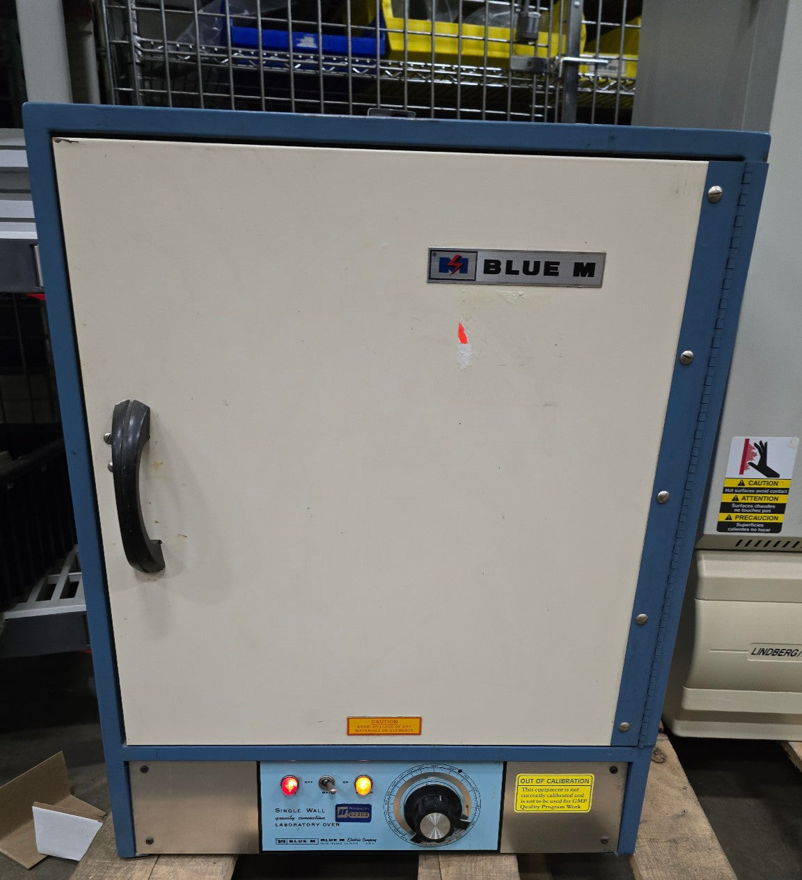 BLUE M SW-17TA SINGLE WALL GRAVITY CONVECTION LABORATORY OVEN