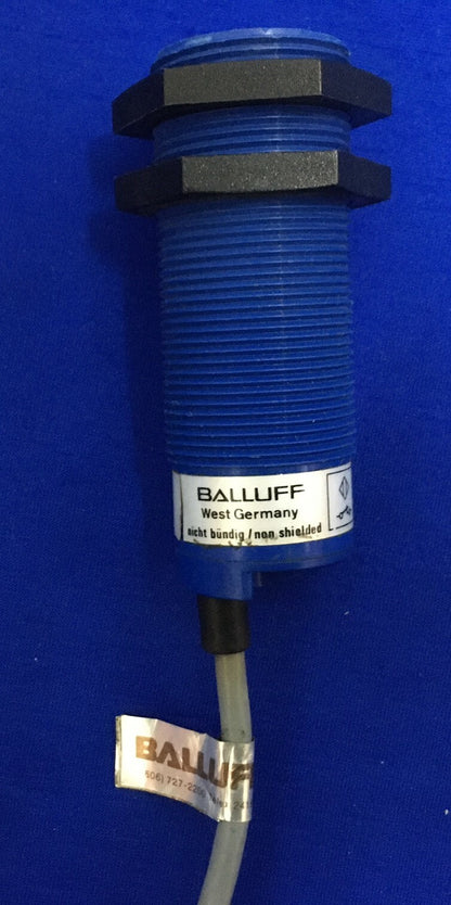 BALLUFF BCS 030 NO 1L 041 INTERRUPTOR/SENSOR DE PROXIMIDAD INDUCTIVO 10...30 V CC