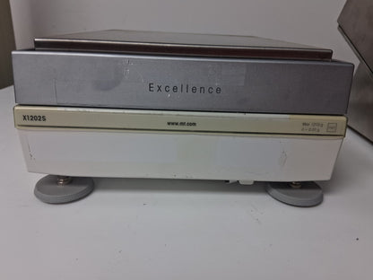 Mettler Toledo IND690 Weighing Terminal with X1202S Precision Weighing Platform