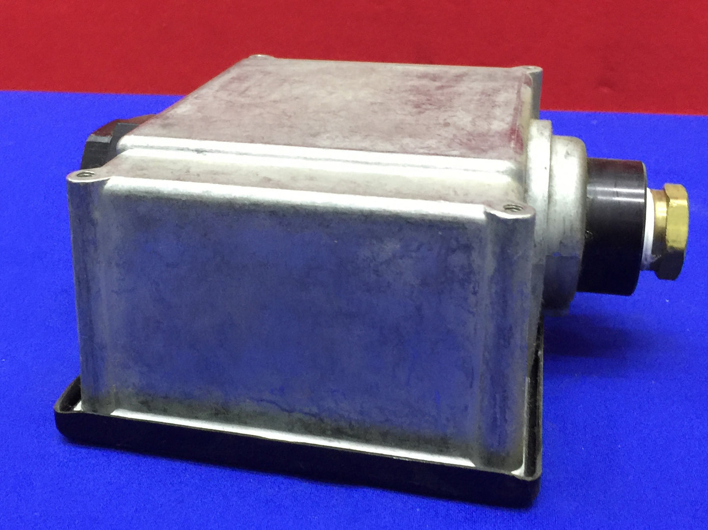 HEDLAND FLOW - ALERT 781305 / 781-305 FLOWMETER MET ELEKTRISCH SIGNAAL