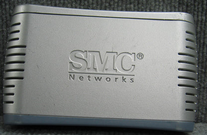 COMMUTATEUR RÉSEAU DE BUREAU ETHERNET 5 PORTS SMC NETWORKS SMCGS5 LNA