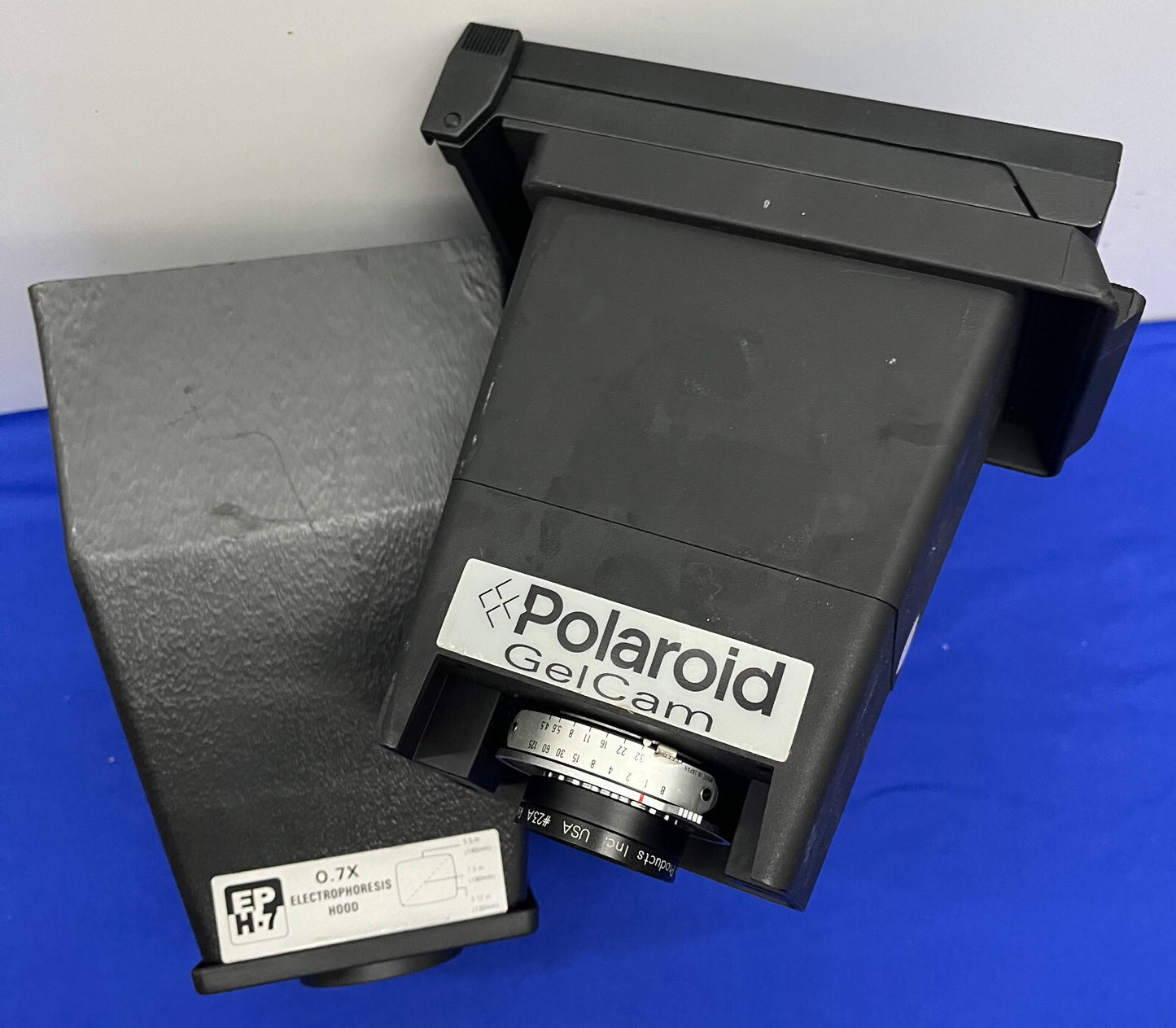 POLAROID GELCAM COPAL ROOD SLUITER met EP-H7 0.7x ELEKTROFORESEKAP 