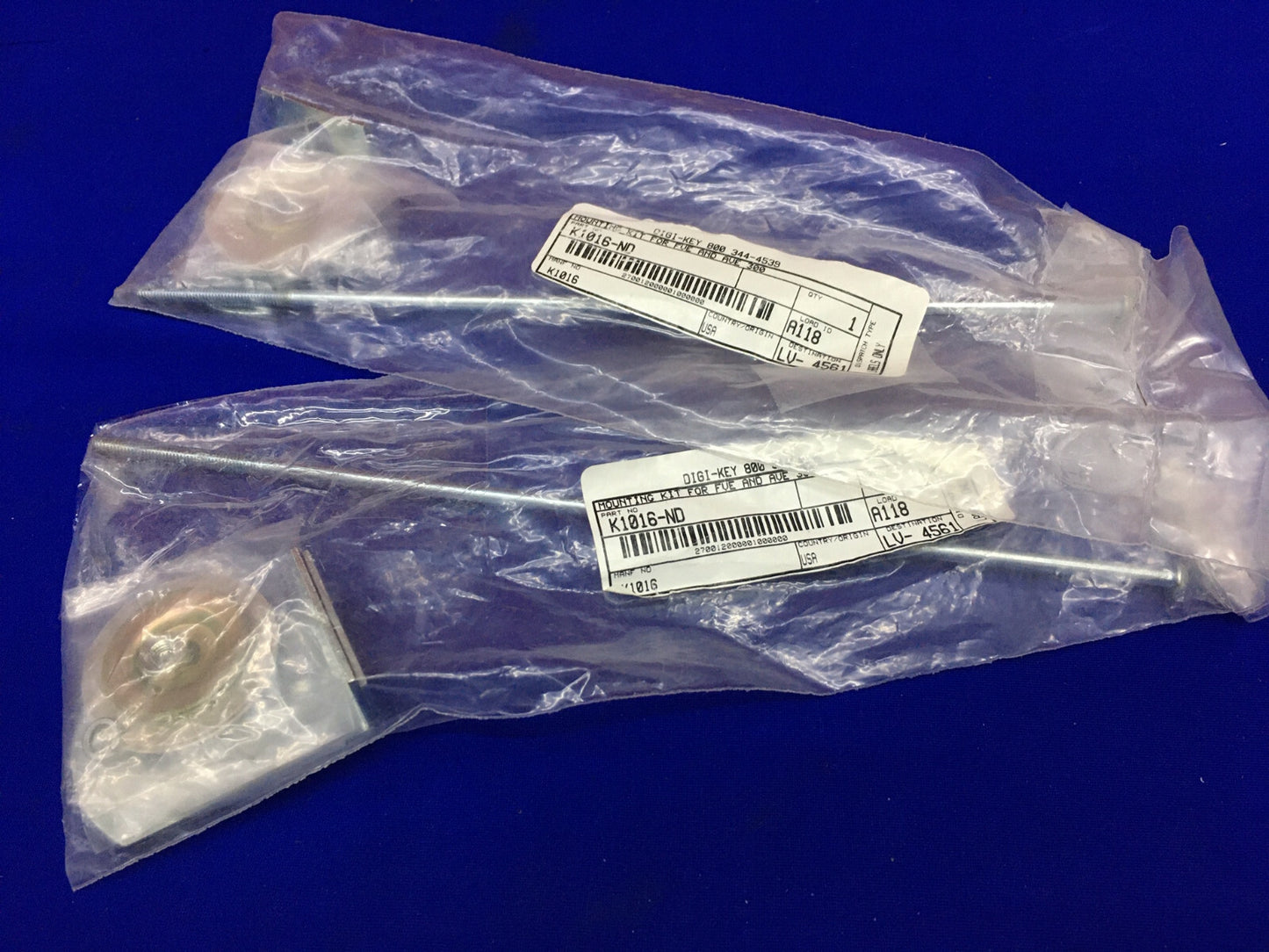 Menge 2 – DIGI-KEY K1016-ND / K1016-MONTAGESATZ FÜR FVE UND AVE 300